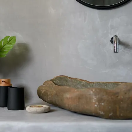 Delilah By Senses Collection *