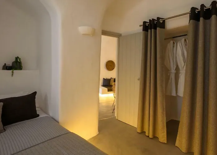 Delilah By Senses Collection